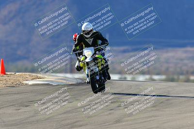 media/Jan-09-2022-SoCal Trackdays (Sun) [[2b1fec8404]]/Turns 9 and 8 (920am)/